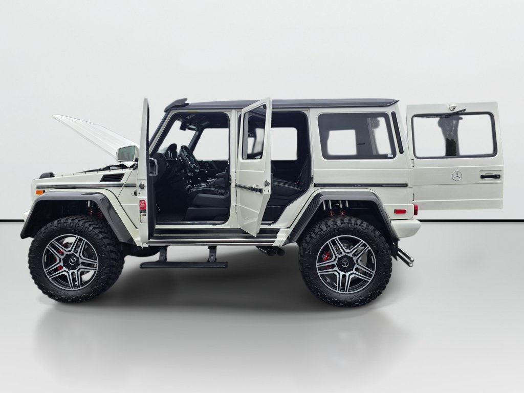 Used 2018 Mercedes-Benz G 550 Squared image 11