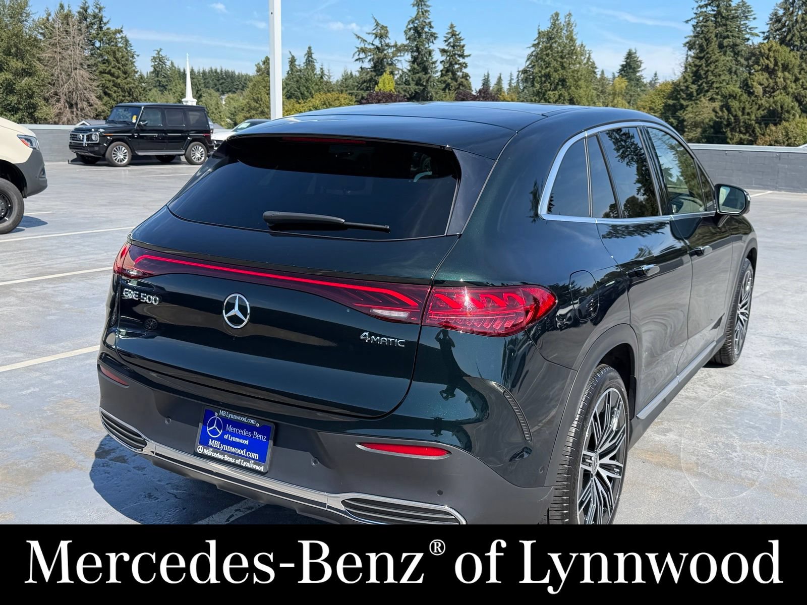 Used 2023 Mercedes-Benz EQE 500 4MATIC SUV image 8