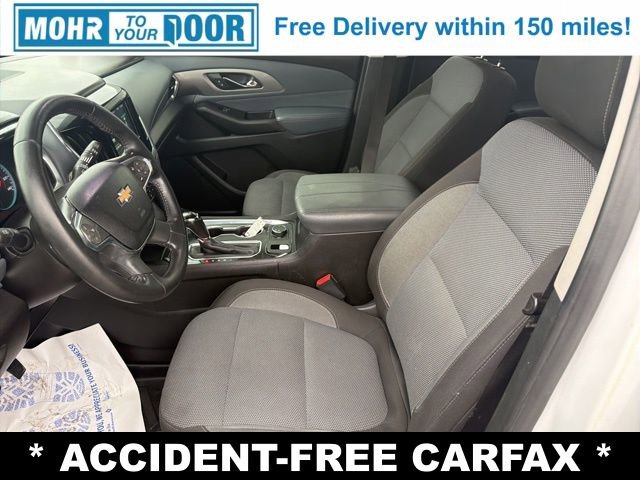 Used 2018 Chevrolet Traverse LT image 13