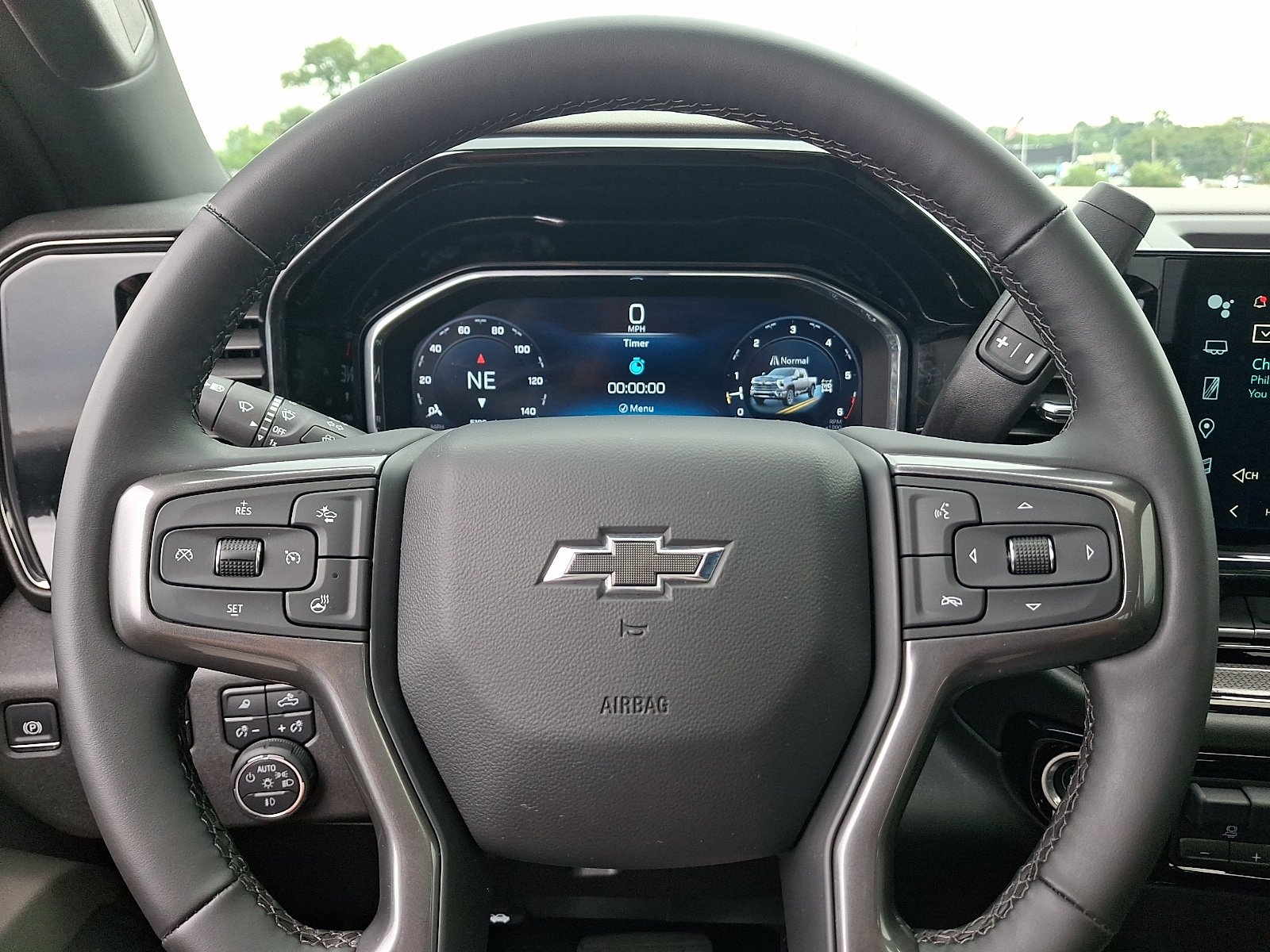 Used 2025 Chevrolet Silverado 2500 ZR2 w/ Technology Package AWD/4WD image 20