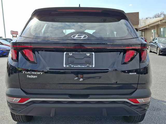 Certified 2024 Hyundai Tucson SE image 5