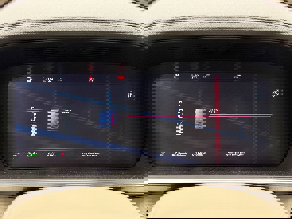 Used 2021 Land Rover Range Rover P525 Westminster Edition LWB image 18