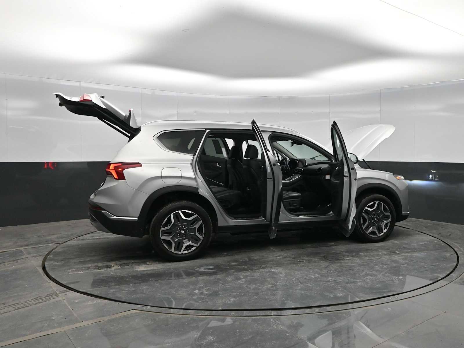 Used 2023 Hyundai Santa Fe Limited image 50