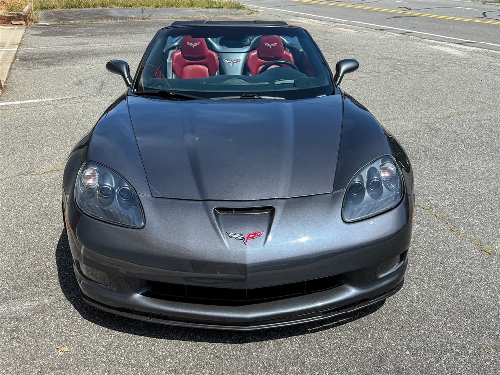 Used 2012 Chevrolet Corvette Grand Sport w/ 3LT Preferred Equipment Group RWD image 13