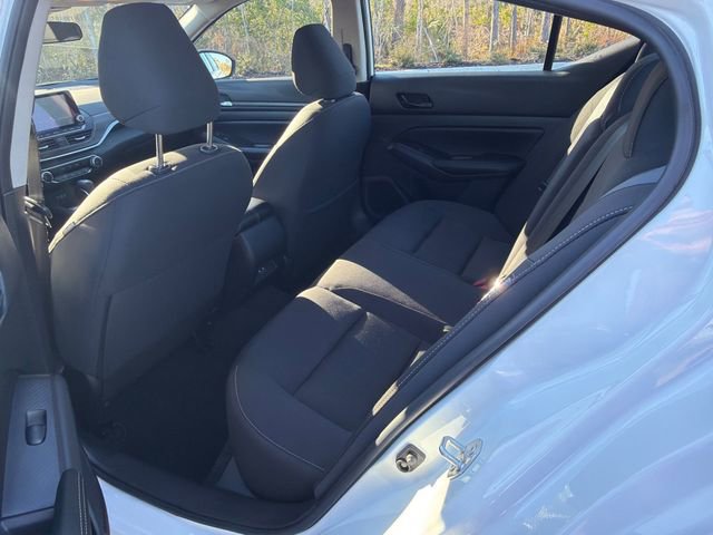 Used 2025 Nissan Altima 2.5 SV image 7