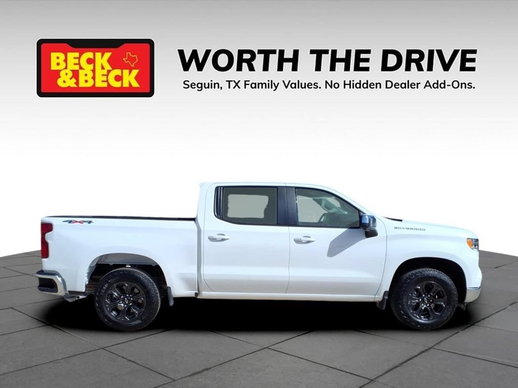 Used 2025 Chevrolet Silverado 1500 LT w/ Safety Package AWD/4WD image 4