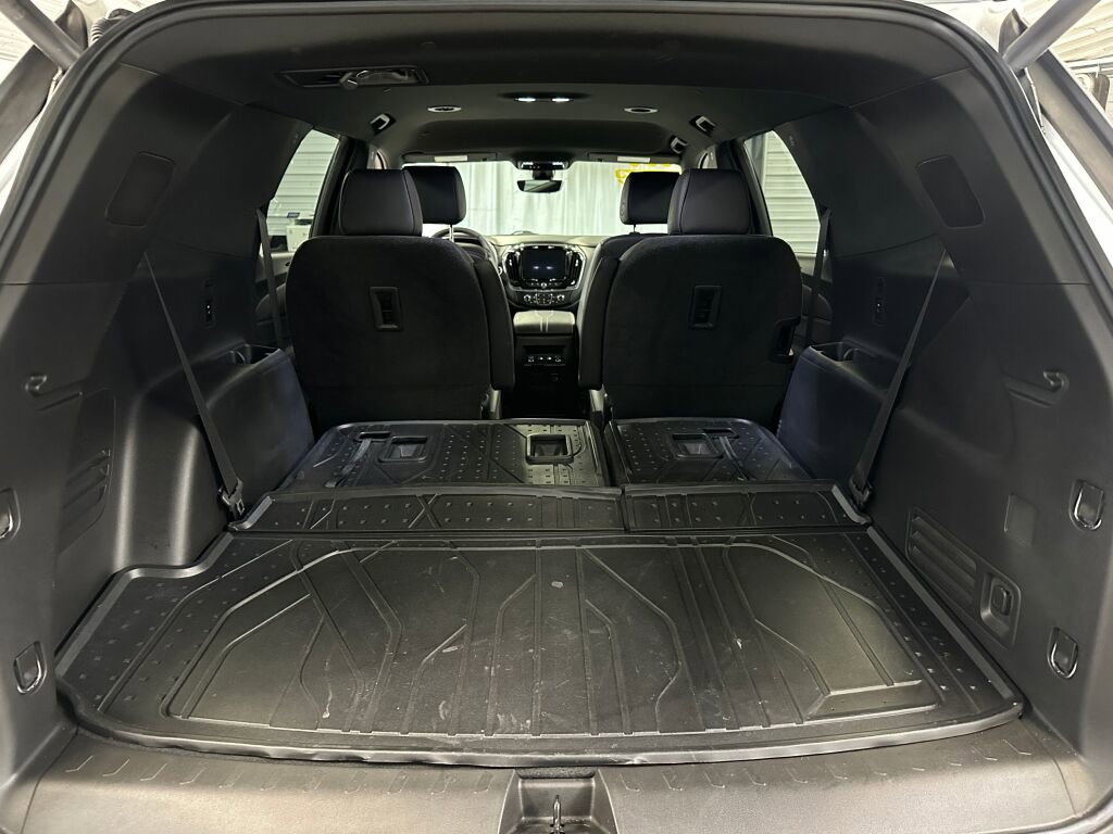 Certified 2023 Chevrolet Traverse RS w/ LPO, Floor Liner Package image 29