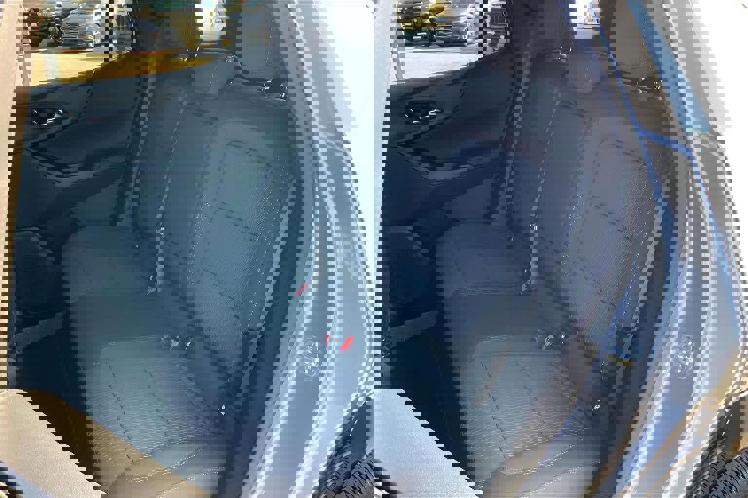 Used 2025 Chevrolet Equinox LT w/ Midnight Edition image 20