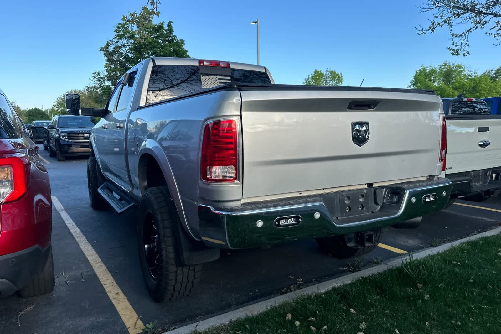 Used 2017 RAM 2500 Laramie w/ Convenience Group AWD/4WD image 6