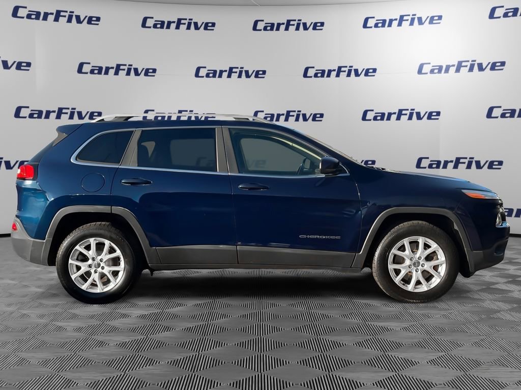 Used 2016 Jeep Cherokee Latitude w/ Safety/Convenience Group image 7