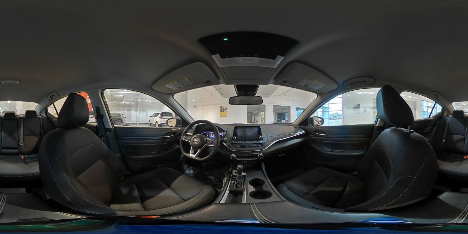 Used 2025 Nissan Altima 2.5 SV image 41