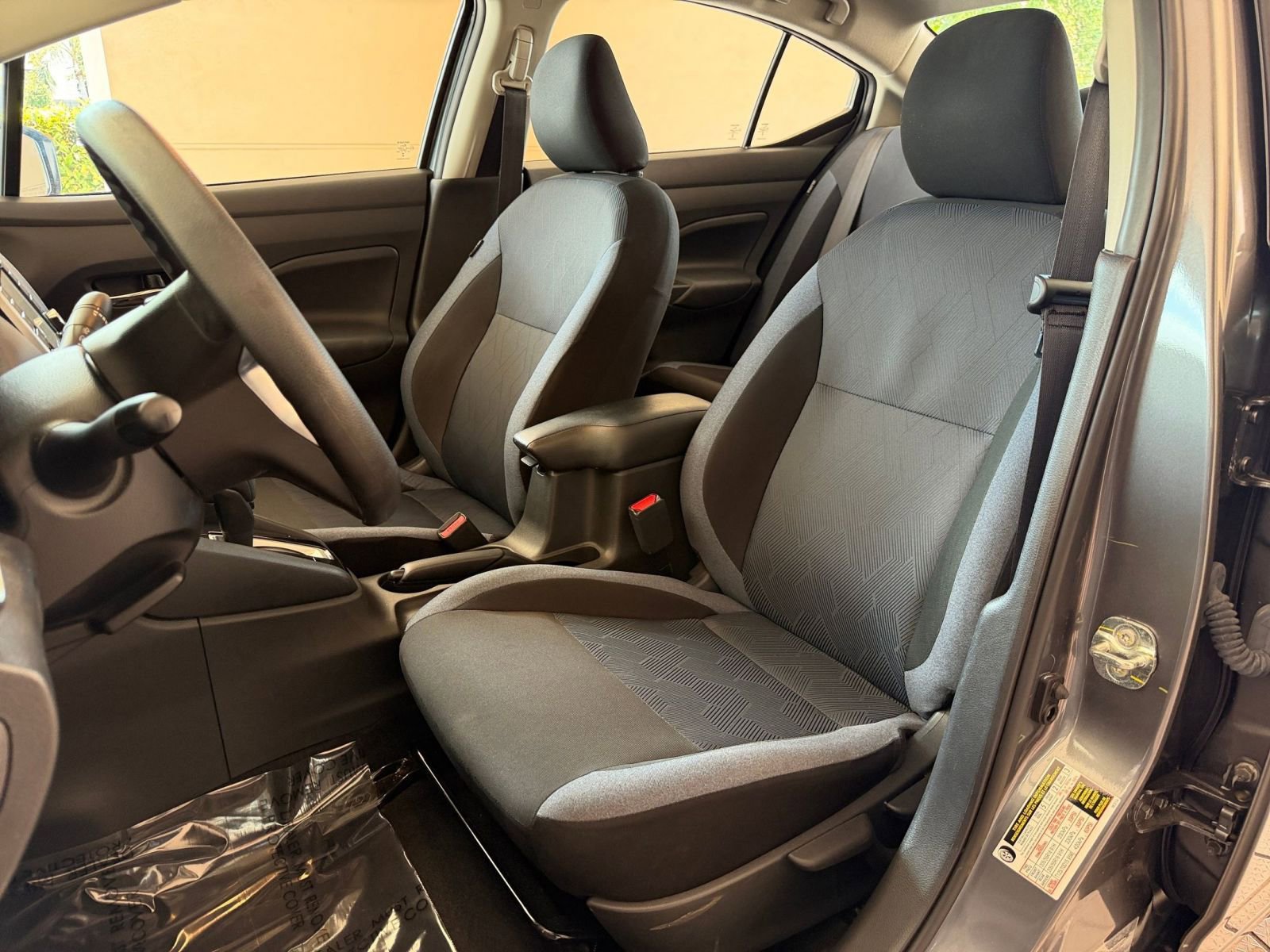 Used 2025 Nissan Versa SV image 22