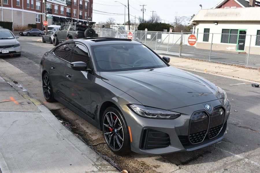 Used 2024 BMW i4 eDrive35 w/ Premium Package image 4