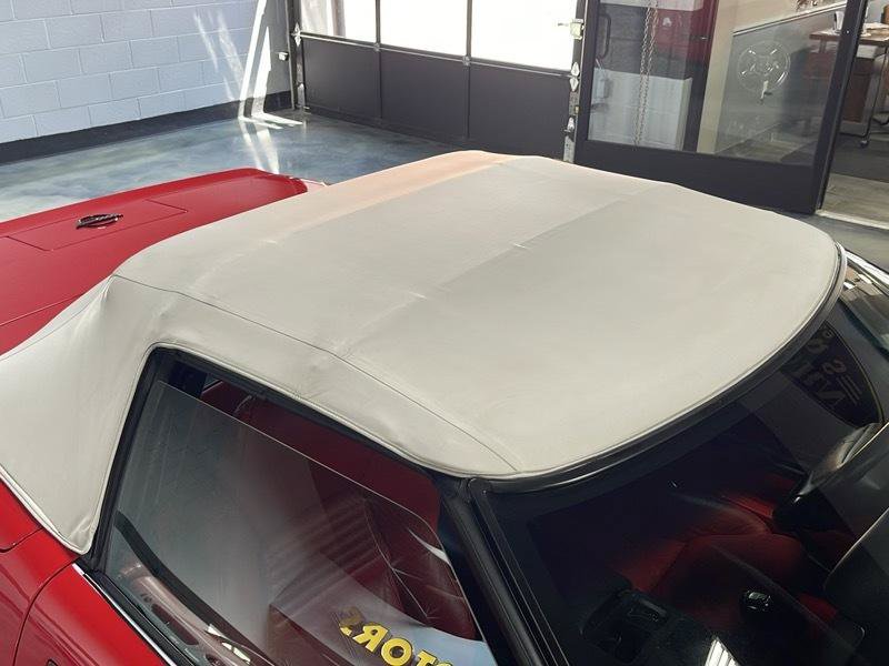 Used 1996 Chevrolet Corvette Convertible RWD image 17