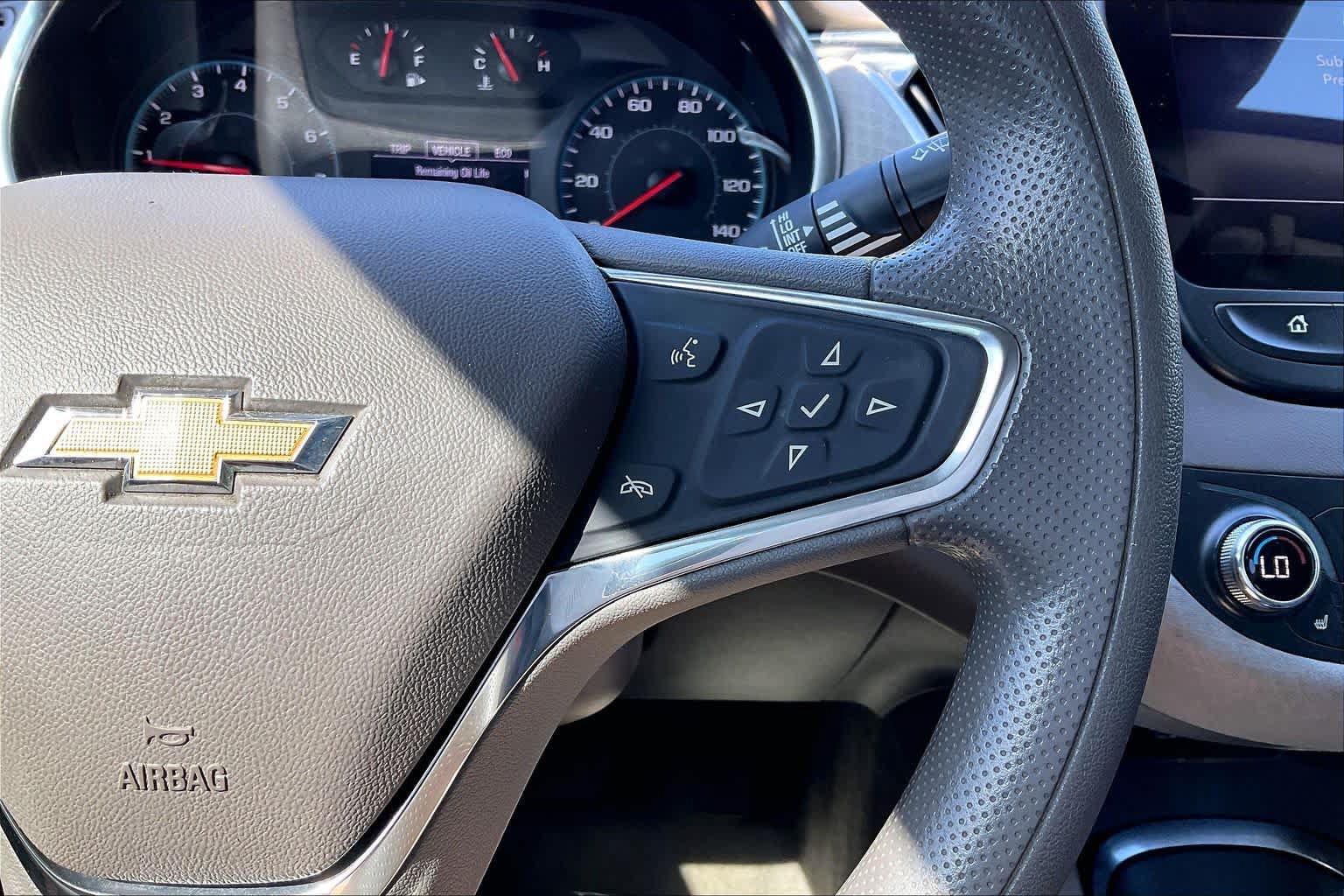 Used 2021 Chevrolet Malibu LT FWD image 19