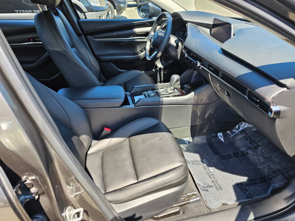 Used 2025 MAZDA MAZDA3 s FWD image 12