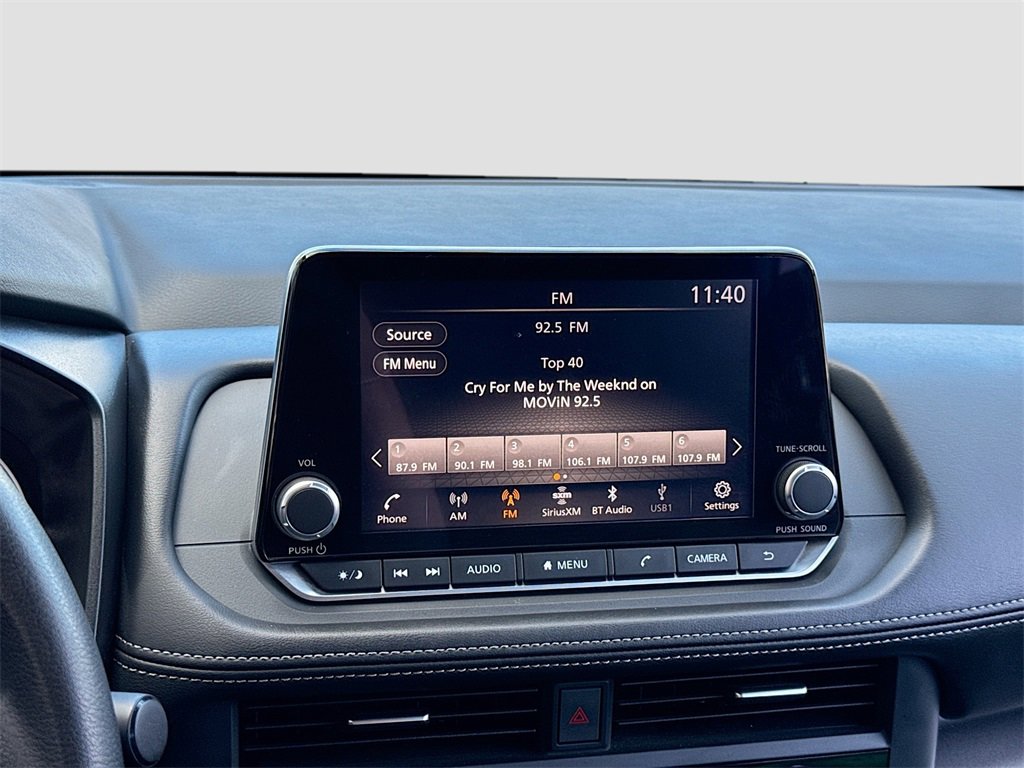 Used 2024 Nissan Rogue SV image 20