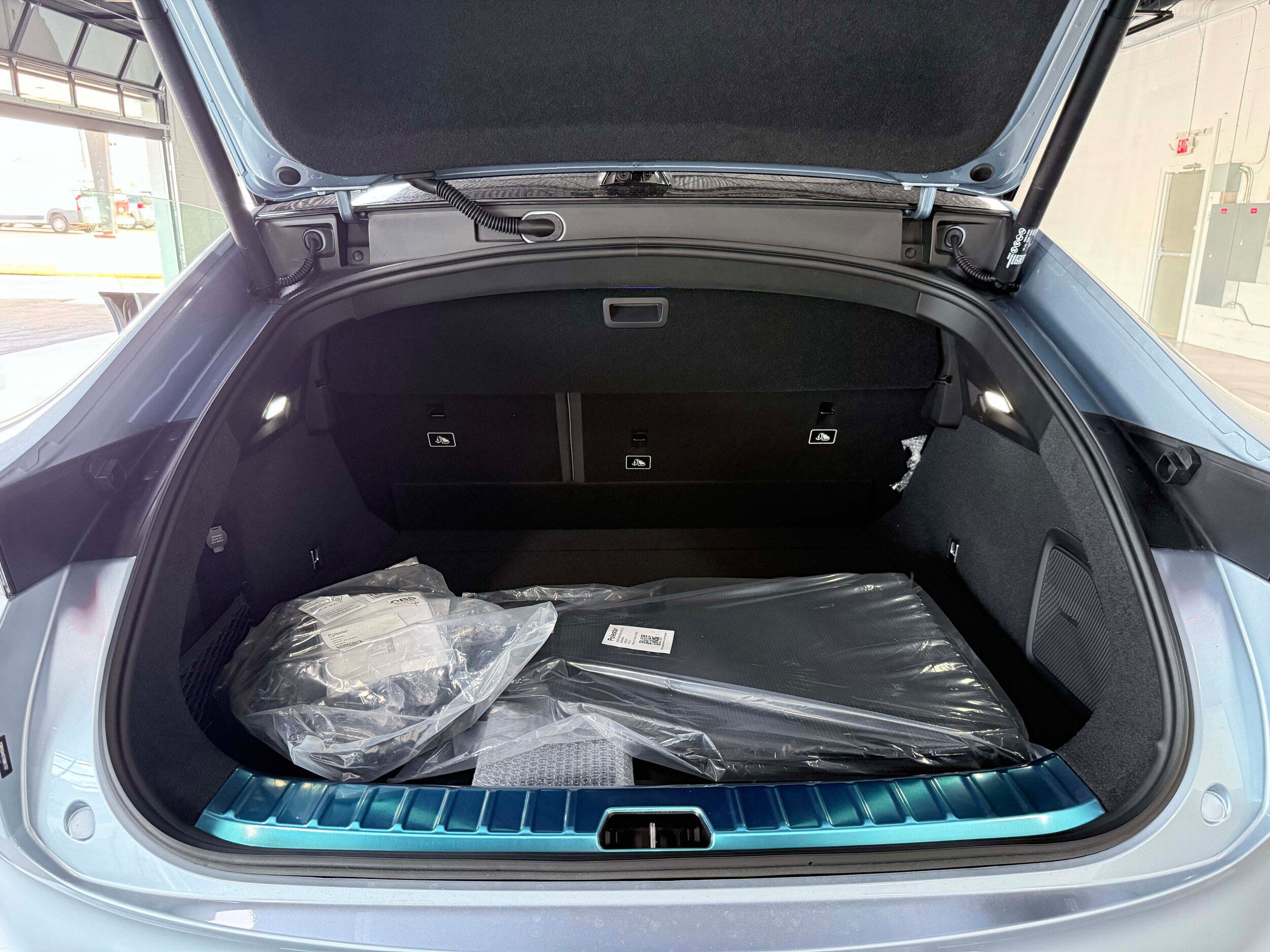 New 2026 Polestar Polestar 4 AWD/4WD image 29