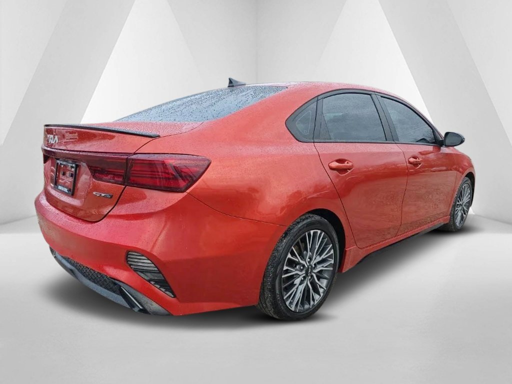 Used 2022 Kia Forte GT-Line w/ GT-Line Technology Package image 3