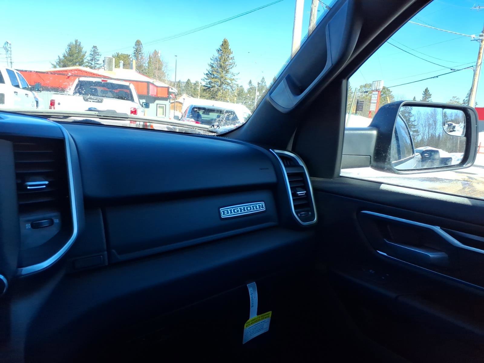Used 2023 RAM 1500 Big Horn AWD/4WD image 18