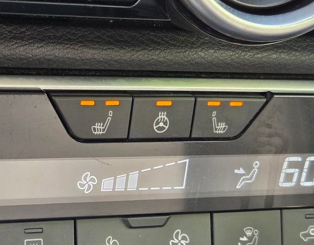 Used 2022 Nissan Sentra SV w/ All-Weather Package image 25