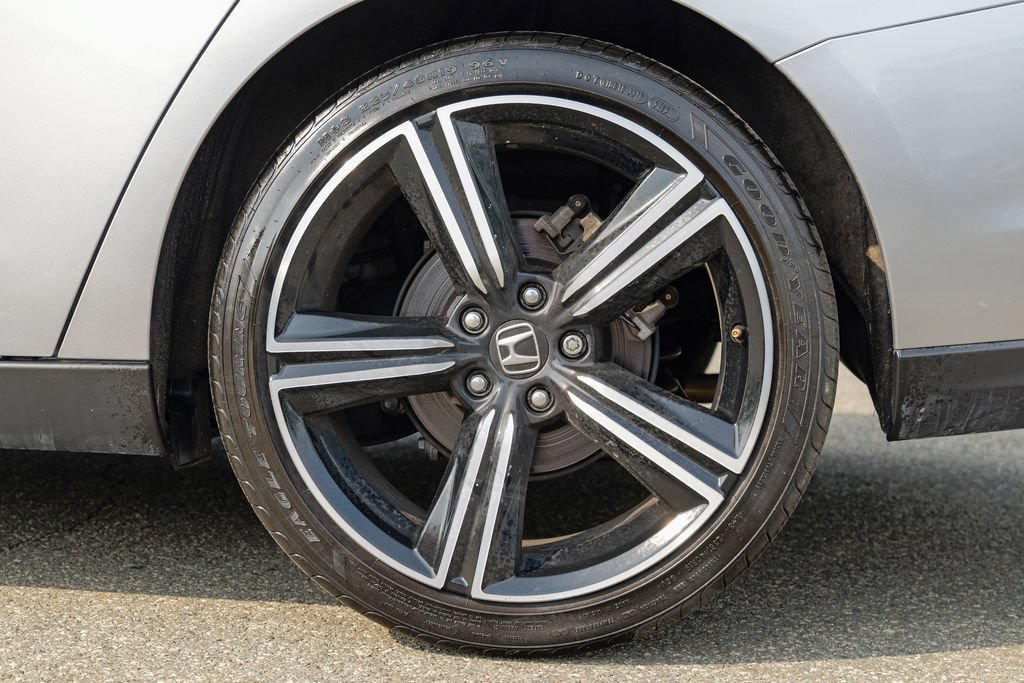 Used 2023 Honda Accord Sport image 14