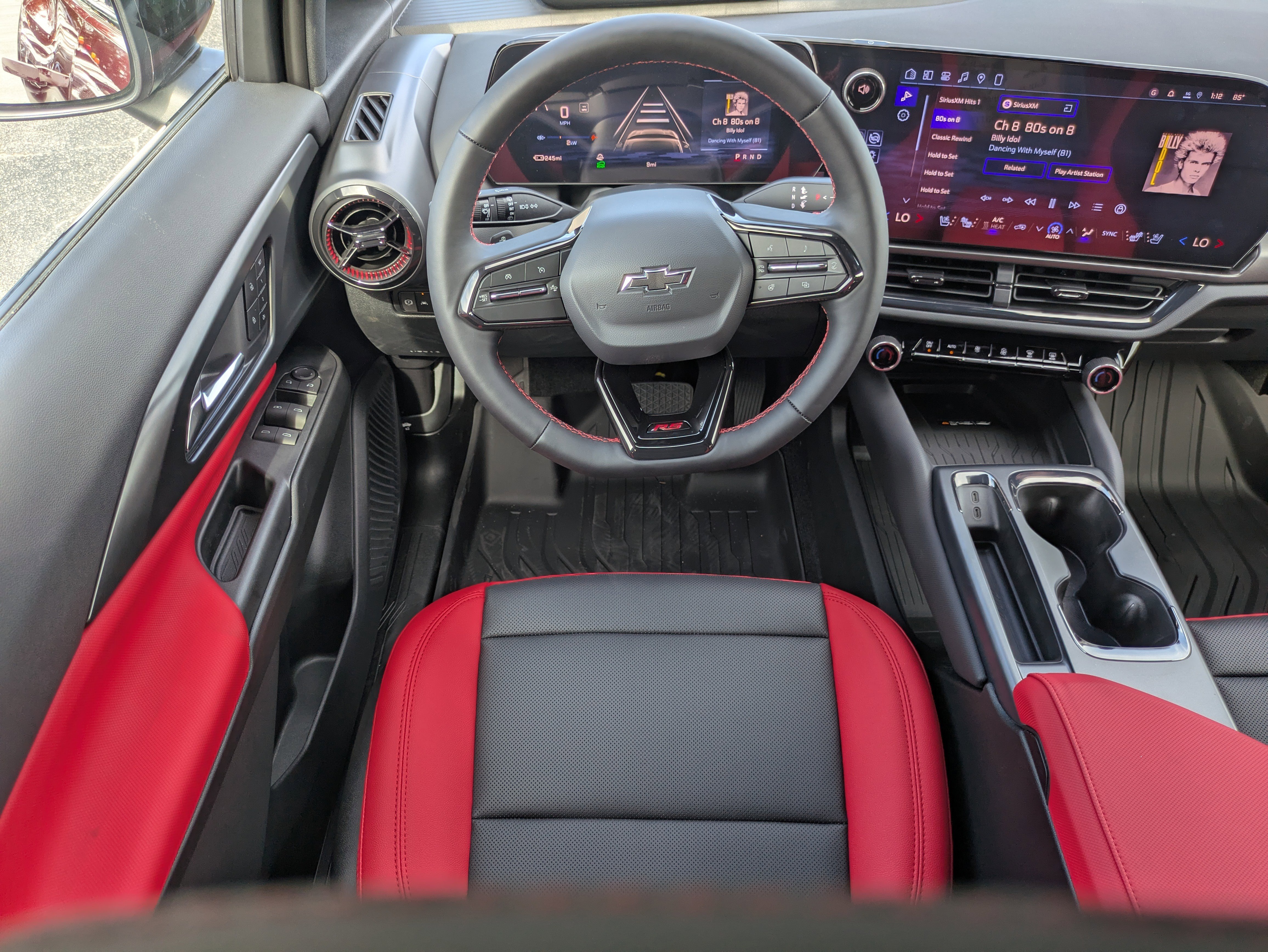 New 2026 Chevrolet Equinox EV RS image 4