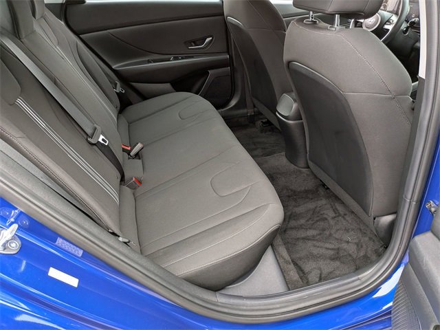 Used 2023 Hyundai Elantra SEL w/ Convenience Package image 31
