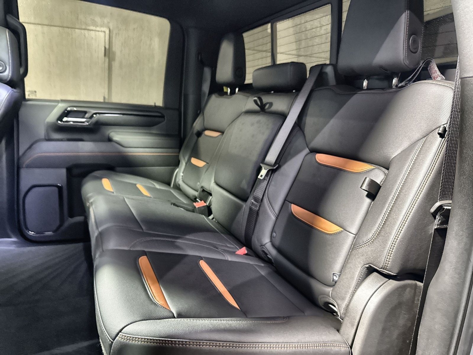 Used 2025 GMC Sierra 2500 AT4 w/ AT4 Preferred Package AWD/4WD image 26
