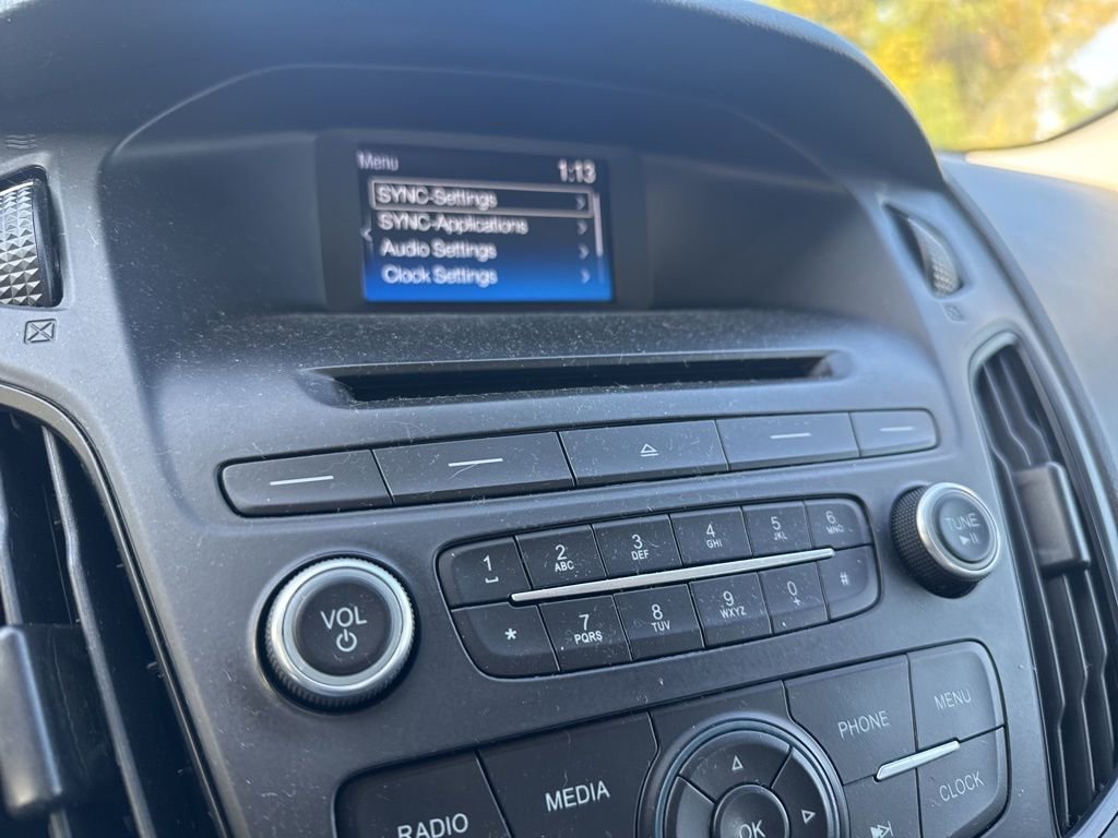 Used 2017 Ford Focus S image 17