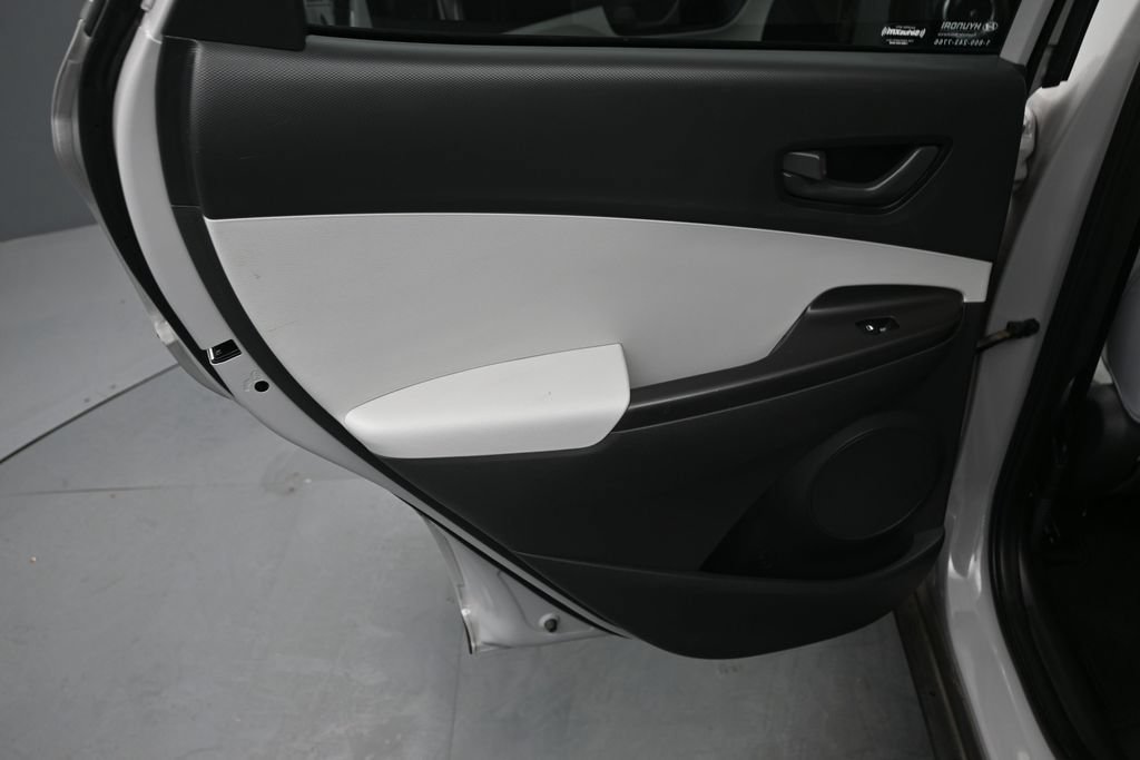 Used 2023 Hyundai Kona SEL w/ Cargo Package AWD/4WD image 13