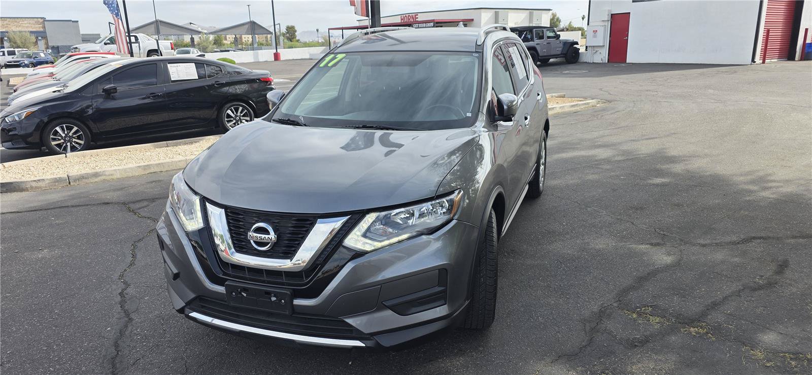 Used 2017 Nissan Rogue SV