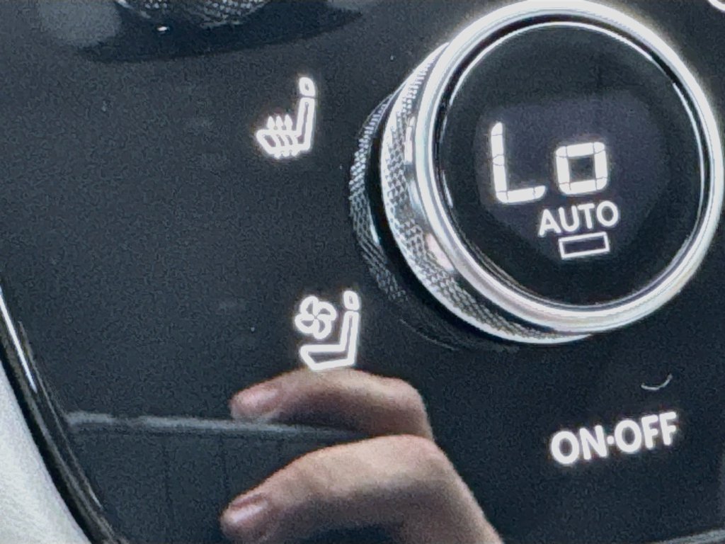 New 2027 INFINITI QX60 Luxe w/ Cargo Package FWD image 21