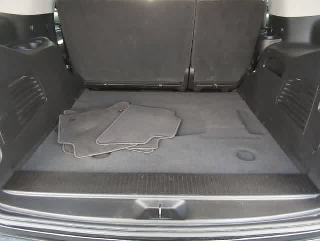 Used 2019 Chevrolet Tahoe LS AWD/4WD image 32