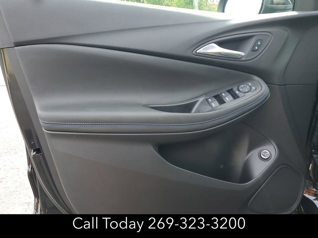 New 2025 Buick Encore GX Sport Touring w/ Comfort Package image 22