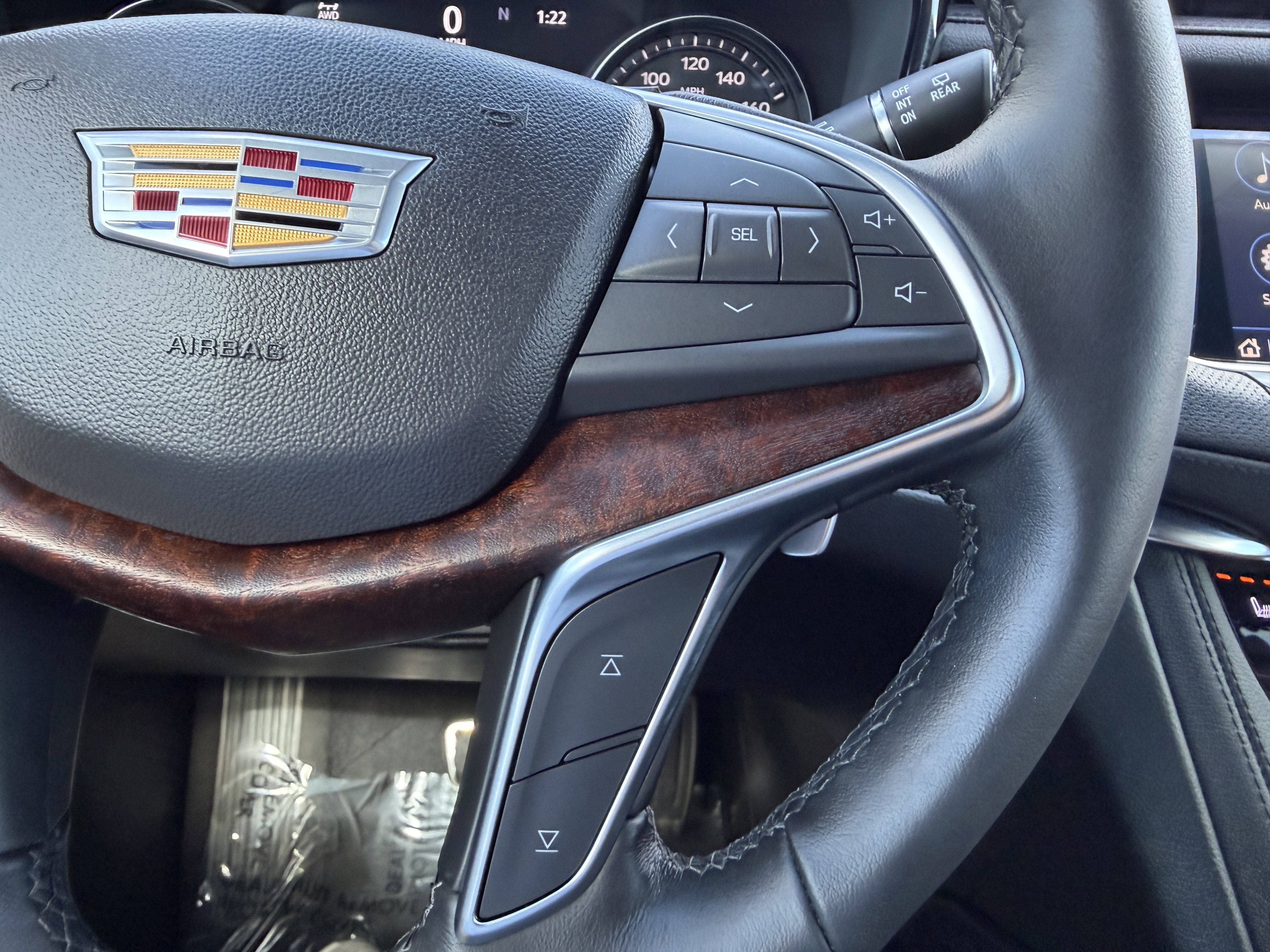 Certified 2022 Cadillac XT5 Sportv w/ Technology Package image 30