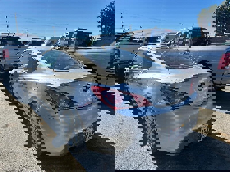 Used 2012 Hyundai Genesis 2.0T image 25