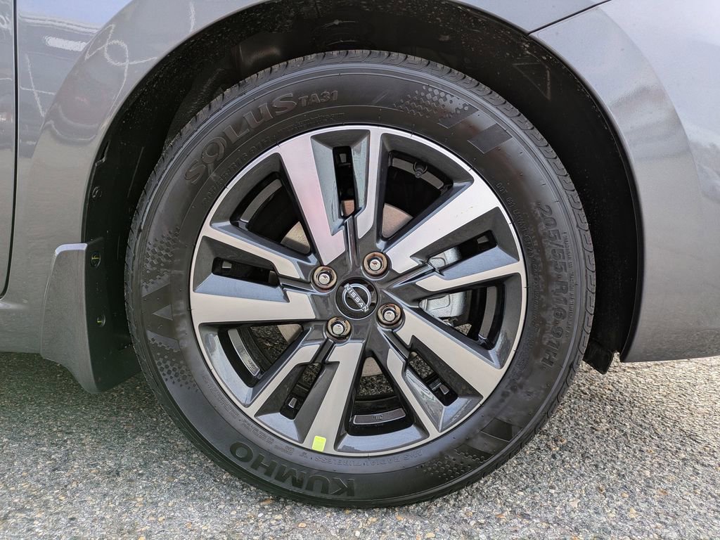 New 2025 Nissan Versa SV w/ Trunk Package image 11