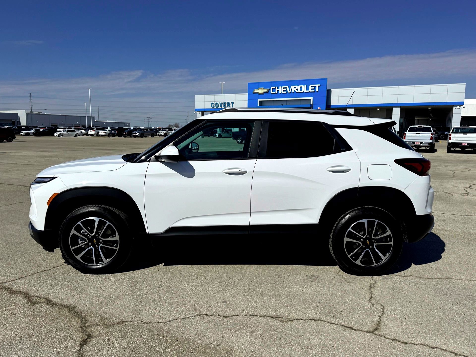 Used 2026 Chevrolet TrailBlazer LT w/ Convenience Package image 10