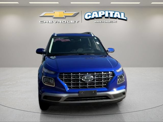 Used 2025 Hyundai Venue SEL FWD image 8