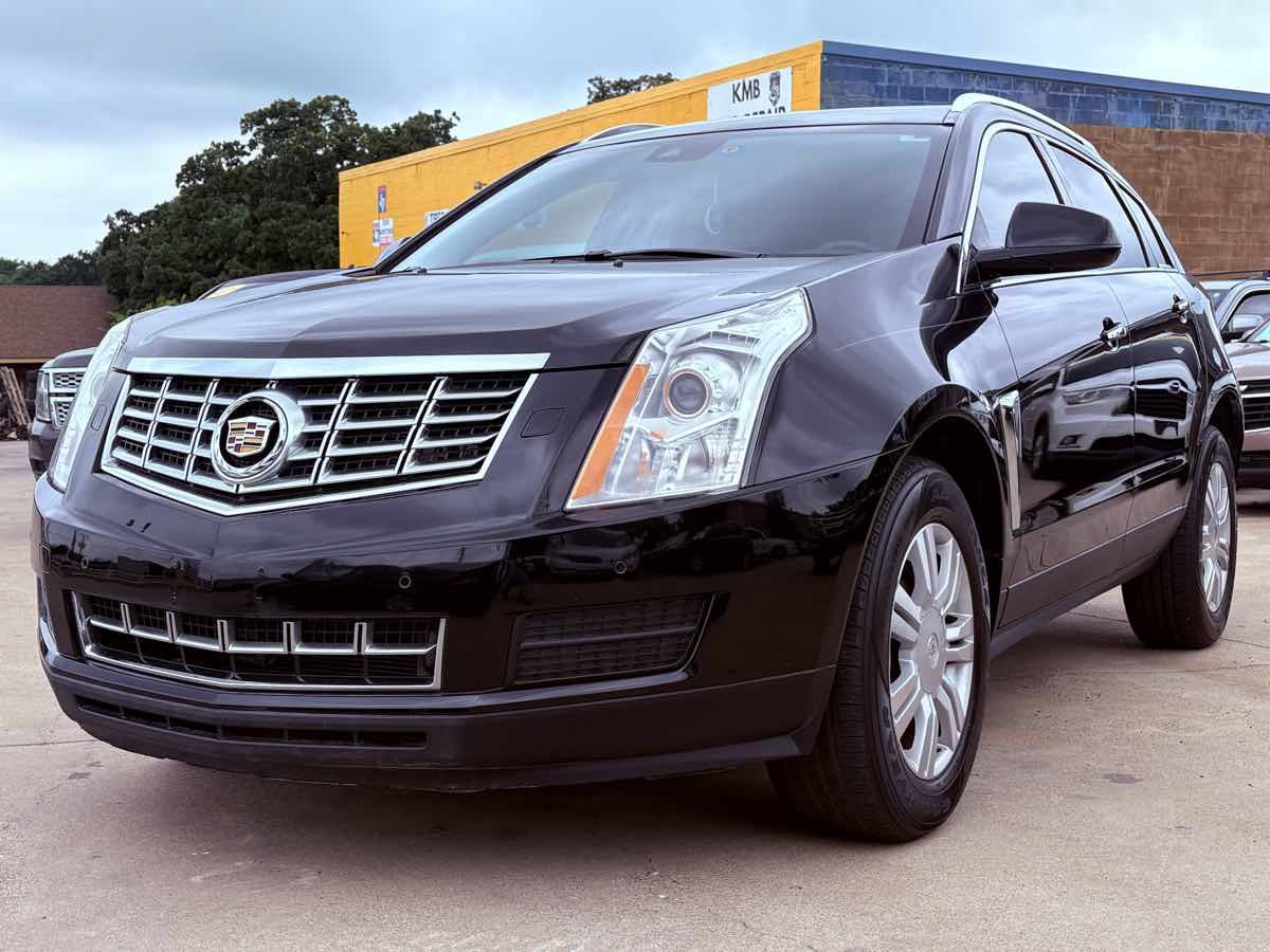 Used 2016 Cadillac SRX Luxury w/ Driver Awareness Package FWD image 18