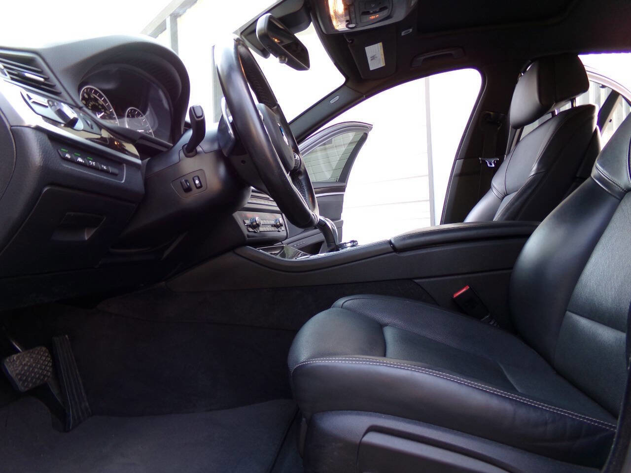 Used 2016 BMW 535i Sedan image 19