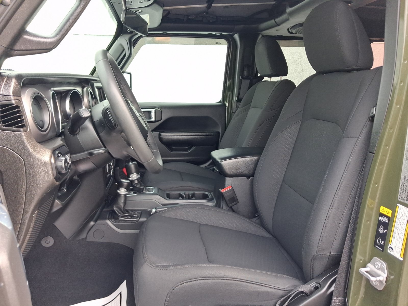 Used 2023 Jeep Wrangler Unlimited Sport AWD/4WD image 5
