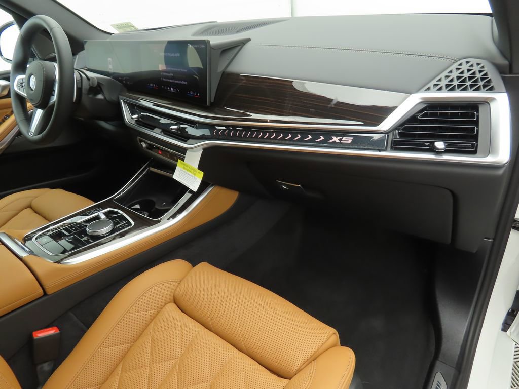 New 2026 BMW X5 sDrive40i w/ M Sport Package image 17