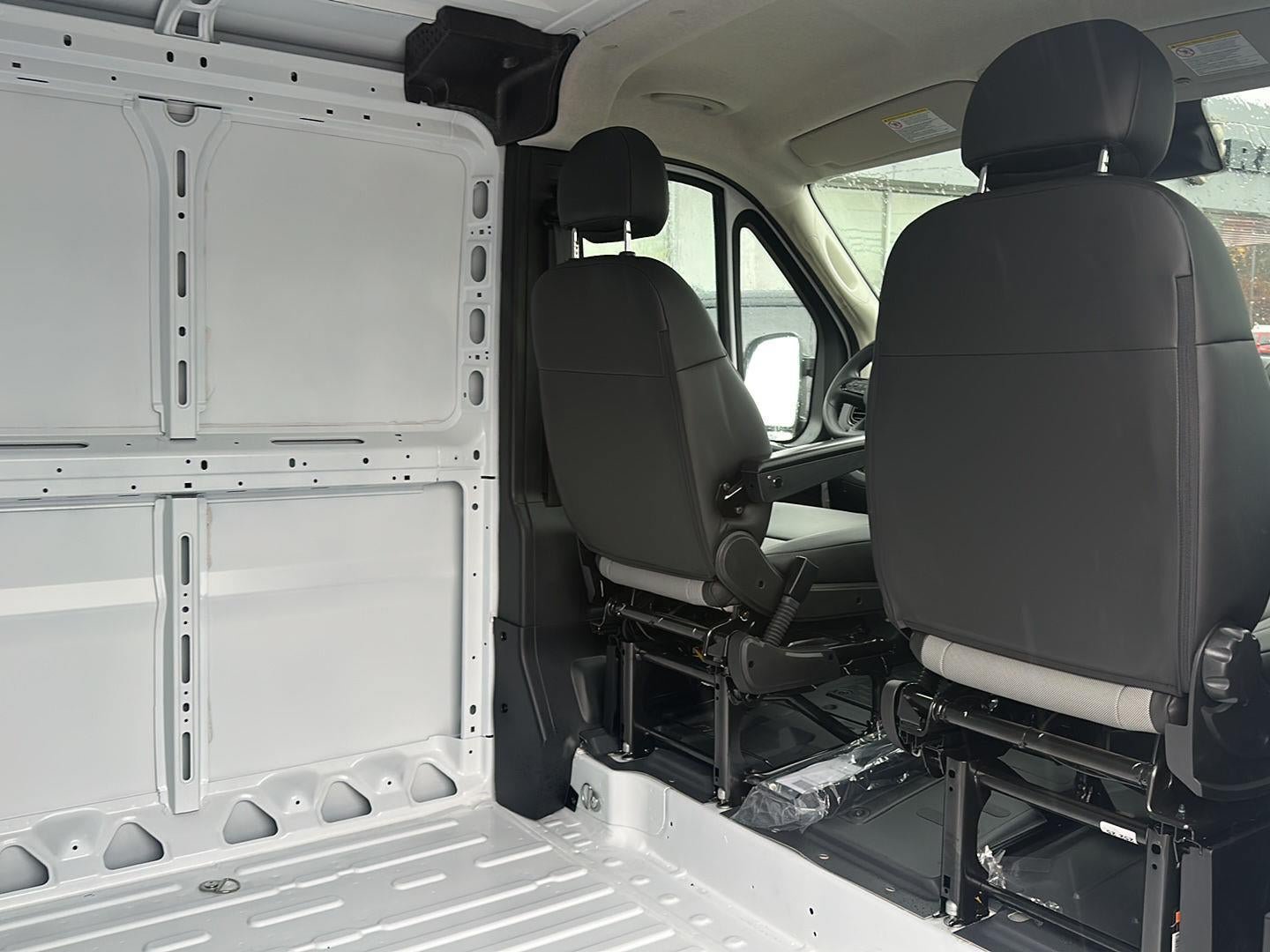 New 2026 RAM ProMaster 1500 w/ Convenience Group FWD image 7