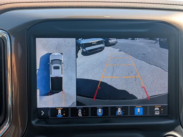 Used 2022 Chevrolet Silverado 1500 High Country w/ Technology Package image 22