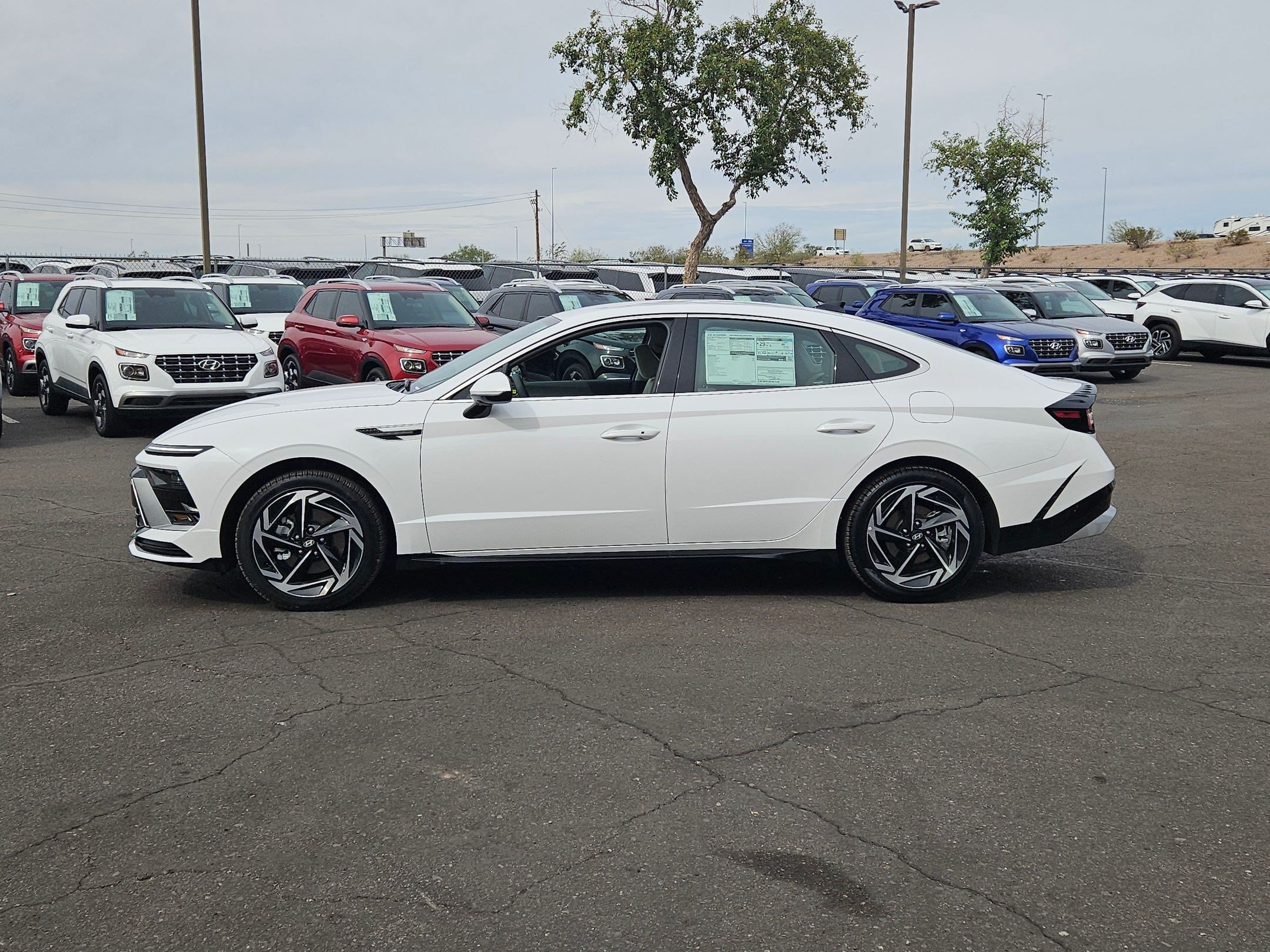 New 2026 Hyundai Sonata SEL FWD image 5