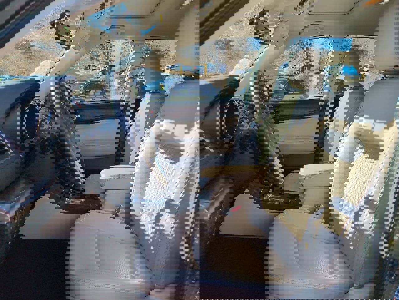 Used 2016 Subaru Outback 3.6R Limited image 11