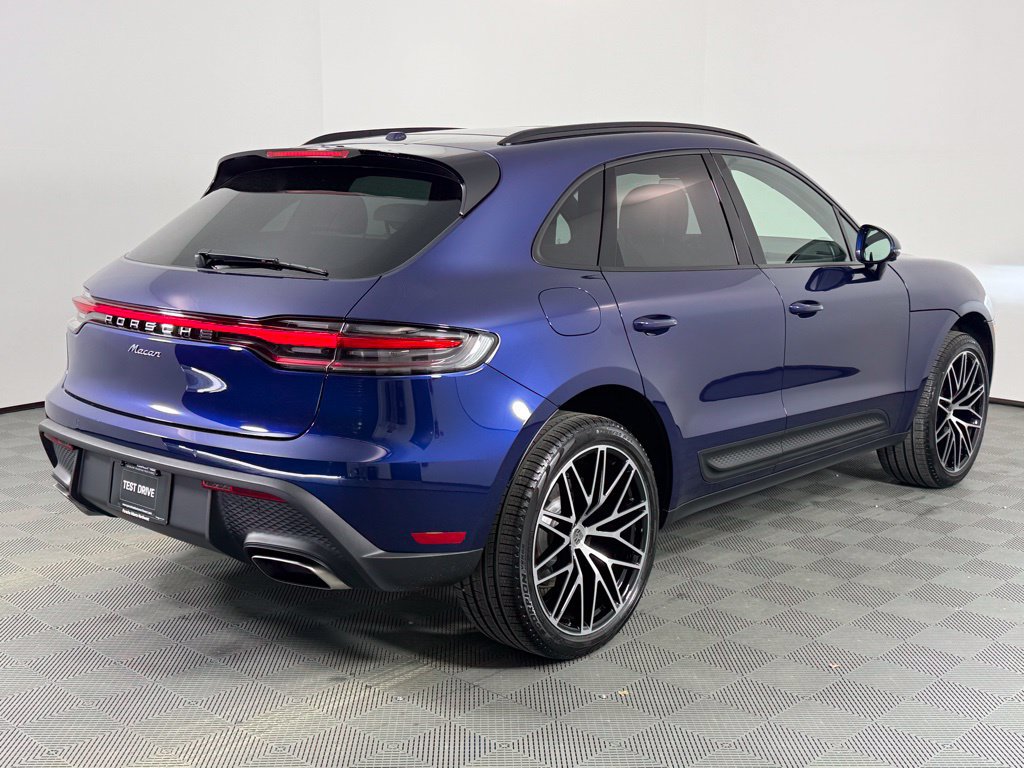 New 2026 Porsche Macan AWD/4WD image 7