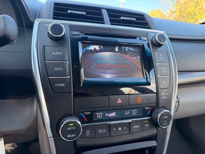Used 2015 Toyota Camry XLE FWD image 13